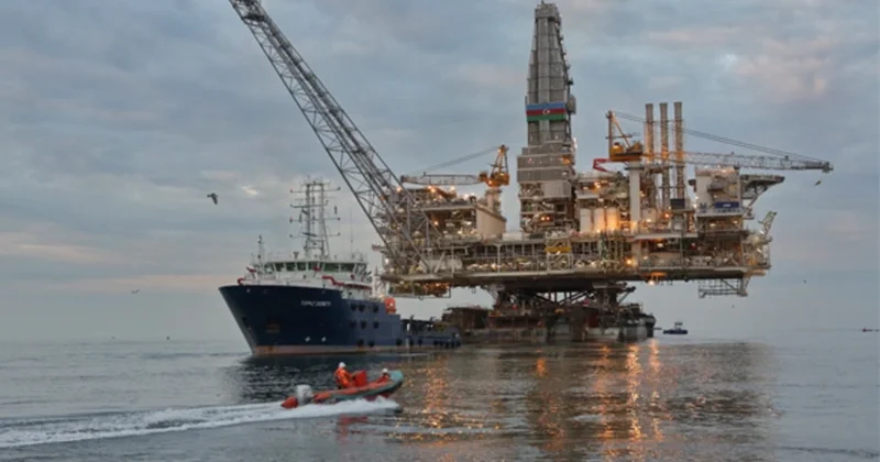 С платформы Западный Чираг добыто 251 млн баррелей нефти