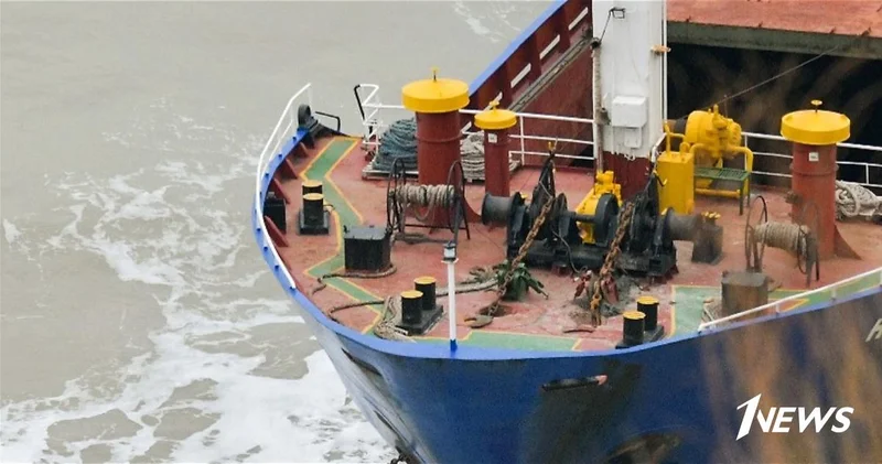 Иранский сухогруз с экипажем на борту терпит бедствие у берегов Махачкалы