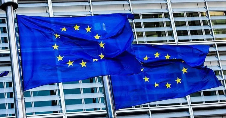 ЕС ввел санкции против 15 иранских силовиков