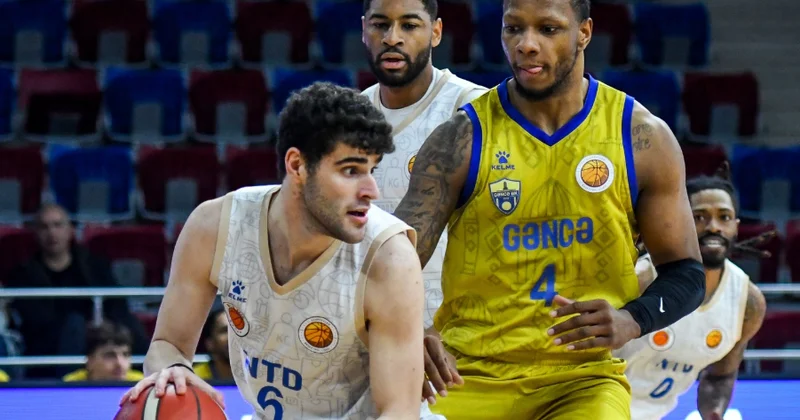 Azərbaycan Liqasında təxirə salınmış oyun keçirildi