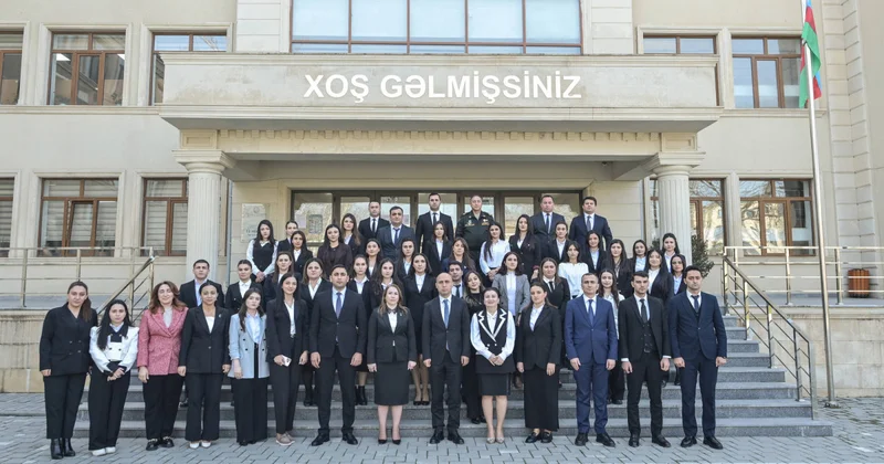 Emin Əmrullayev Mərkəzi Aran regionu üzrə gənc müəllimlərlə görüşüb