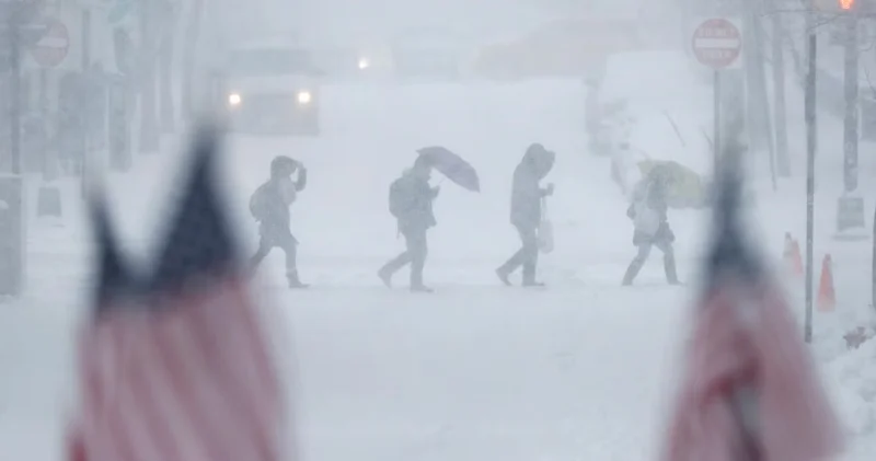 СМИ: Число жертв последствий снежной бури в США возросло до 73