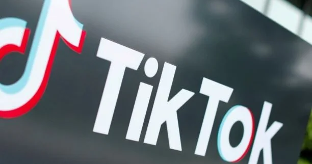 TikTok un vəzifəli şəxsləri gizli qoruma oyunu Amerikada Tramp qorunur, bizdə isə Prezidenti təhqirə geniş yer açılır