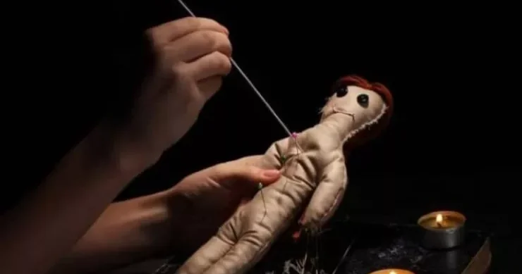 Şər qüvvələr sənə cadu edib Bakıda 25 minlik DƏLƏDUZLUQ