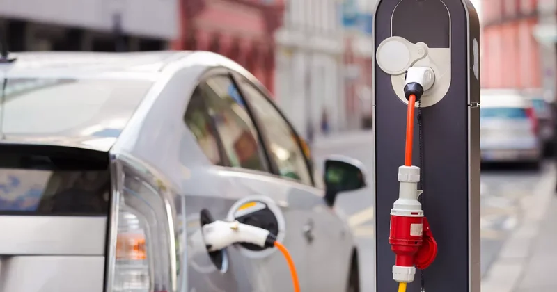 AmCham: Азербайджану необходимо развить зарядную инфраструктуру для авто