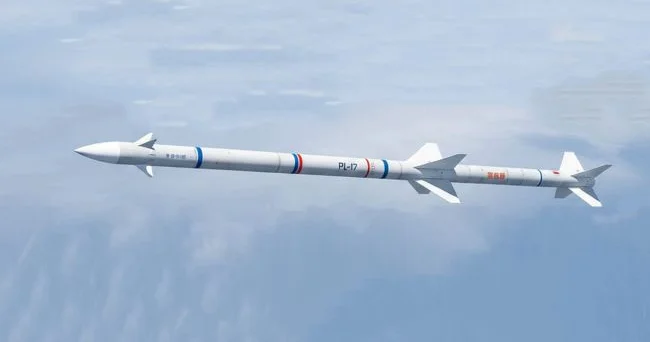 Çin yeni hava hava raketini təqdim etdi: niyə bu qədər təhlükəli hesab olunur