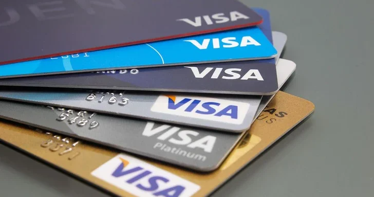 В Азербайджане за год проведено 160 млн операций по картам Visa