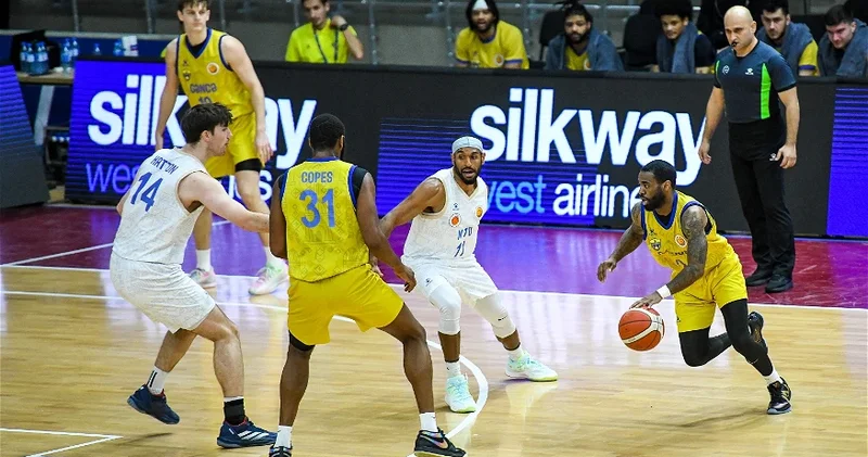 Орду не испытала проблем в Лянкяране, Акперов помог победить Гяндже