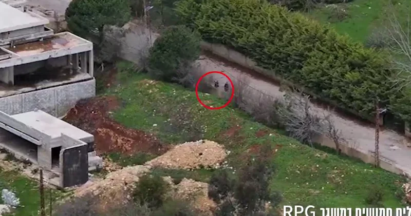 ВВС Израиля ликвидировали вооруженных боевиков на юге Ливана ВИДЕО