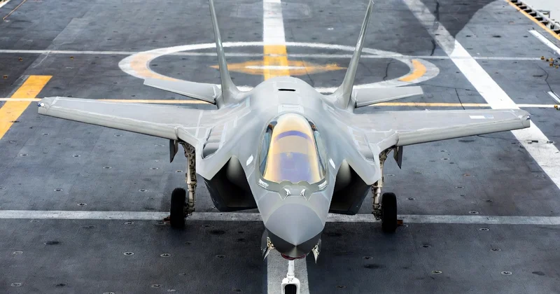 США перебросили на Ближний Восток ещё четыре истребителя F 35C Корпуса морской пехоты