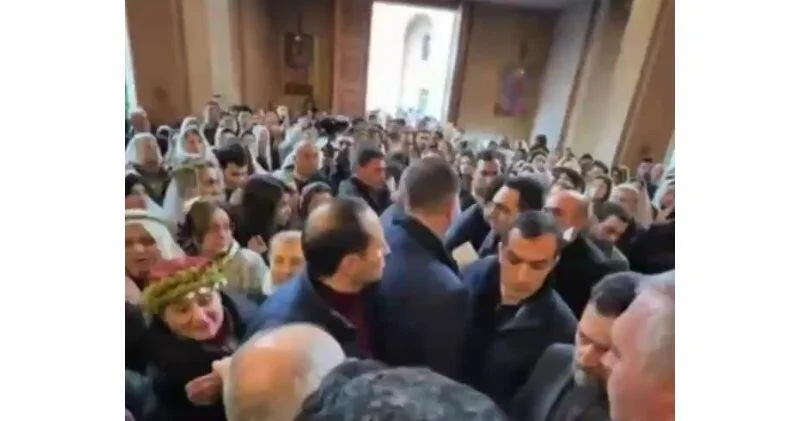 На Пашиняна напали в церкви ВИДЕО