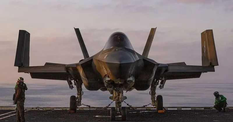 Названа причина потери США самолета F 35
