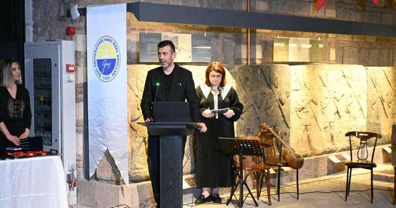 Ankarada “Anadolu öyküsü“ rəsm sərgisində Azərbaycan mədəniyyətinə dair əsərlər nümayiş etdirilib FOTO