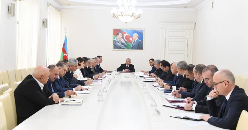 Rövşən Rzayev kollegiya iclası keçirdi Tapşırıqlar verdi