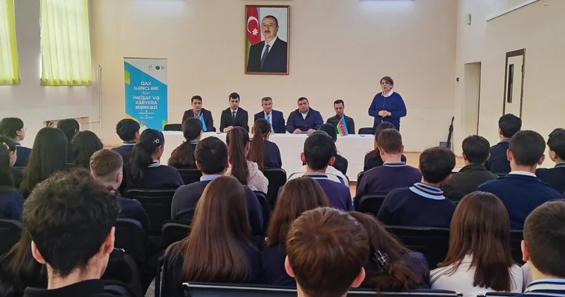 Uğurlu karyeraya doğru Qaxlı gənclər peşə seçimi mövzusunda maarifləndiriliblər