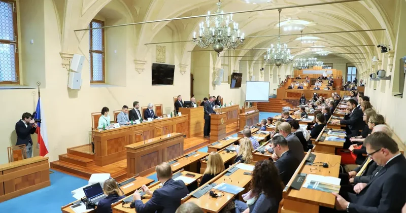 В Чехии осудили мужчину за попытку поджога синагоги