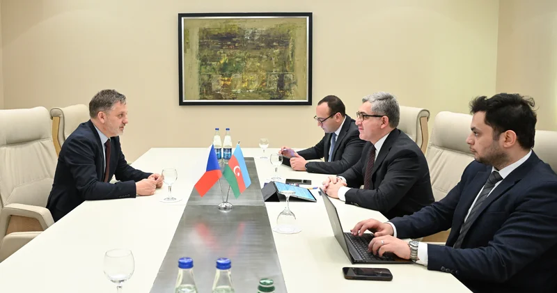 Подписан меморандум о развитии бизнеса между Азербайджаном и Чехией