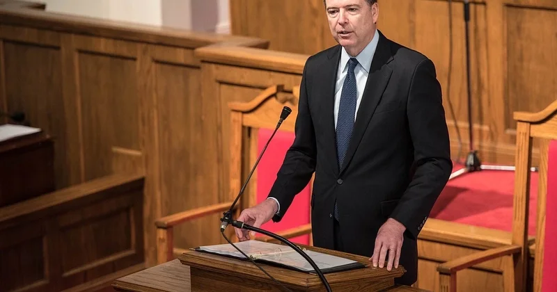 Генпрокурор США заявил, что не знал об аресте экс главы ФБР за угрозы Трампу