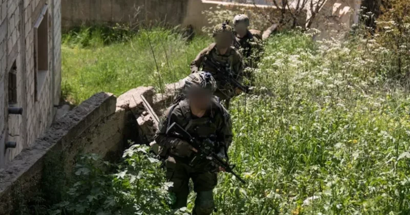 ЦАХАЛ ликвидировал двух боевиков Хезболлы и изъял оружие на юге Ливана ВИДЕО