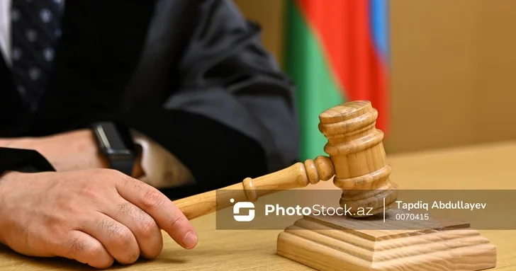 В Баку начался процесс по делу о семейной ссоре из за автомобиля