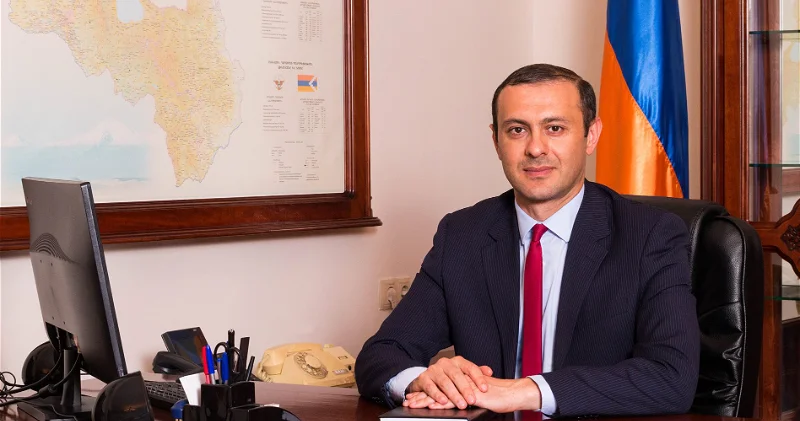 Qriqoryan: Sülh müqaviləsinin mətni hazırdır, imzalamaq qalır