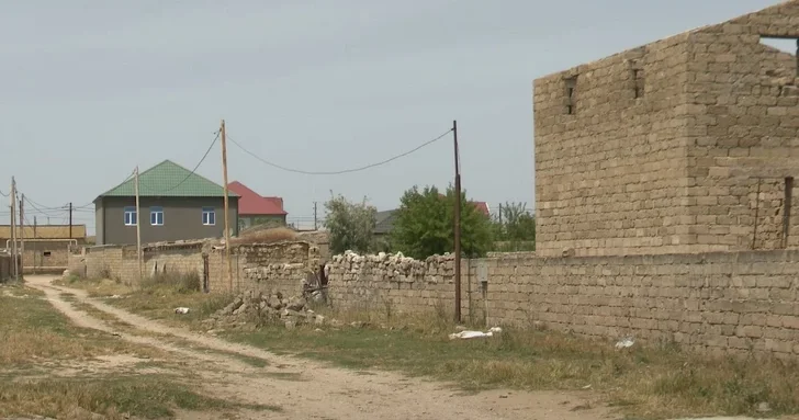 Жители столичного поселка страдают от шума и пыли каменного карьера ЖАЛОБА