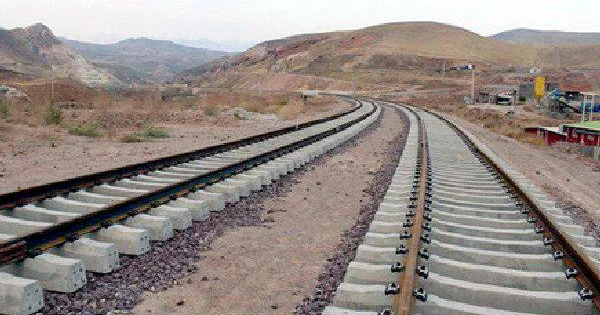 Ağdaşda baş verən qəzada dəmiryol keçidindən istifadə qaydaları pozulub