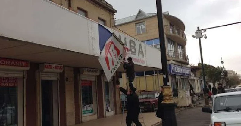 Marketin reklam löbhəsi iki nəfərion ölümünə səbəb oldu