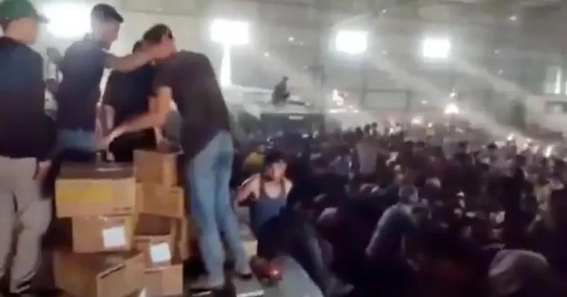 ХАМАС открыл огонь по голодным палестинцам на складе ООН