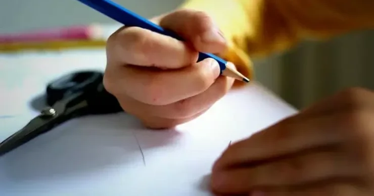 Uşağınızın oxumaq istəməməsinin 3 SƏBƏBİ