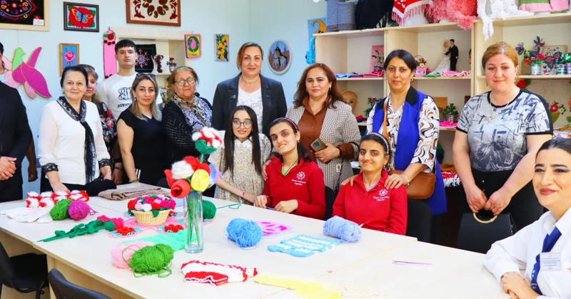 Əlilliyi olan şəxslərin Peşə əmək Reabilitasiyası Mərkəzində “Açıq qapı” günü təşkil edilib