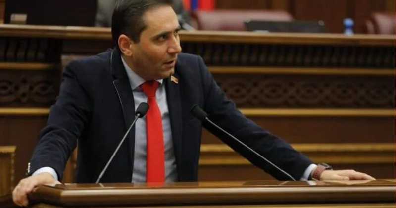 Keçmiş deputatdan etiraf: “Bu günkü Ermənistanı Rusiya yaradıb”