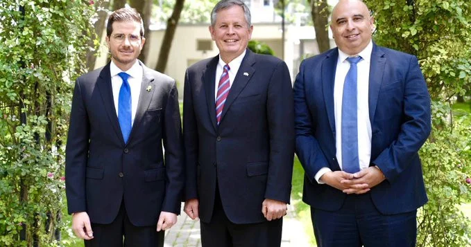 İsrailin Azərbaycandakı səfiri ABŞ senatoru ilə regional sülh və təhlükəsizliyi müzakirə edib