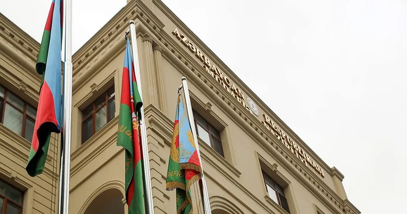 МО Азербайджана назвало дезинформацией заявления об обстреле армией населенного пункта Хазнавар
