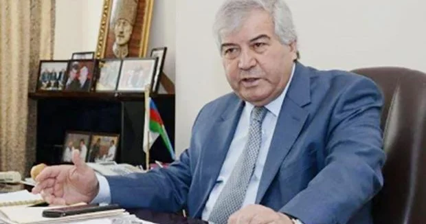 “YOLUMDAN SAPMAMIŞAM, “İSTİQLAL” ORDENİ VƏ YA BAŞQA MÜKAFAT GÖZLƏMIRƏM” “Cəmiyyət get gedə bataqlığa sürüklənir...”