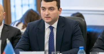 Laçından dünyaya sülh və birlik mesajı