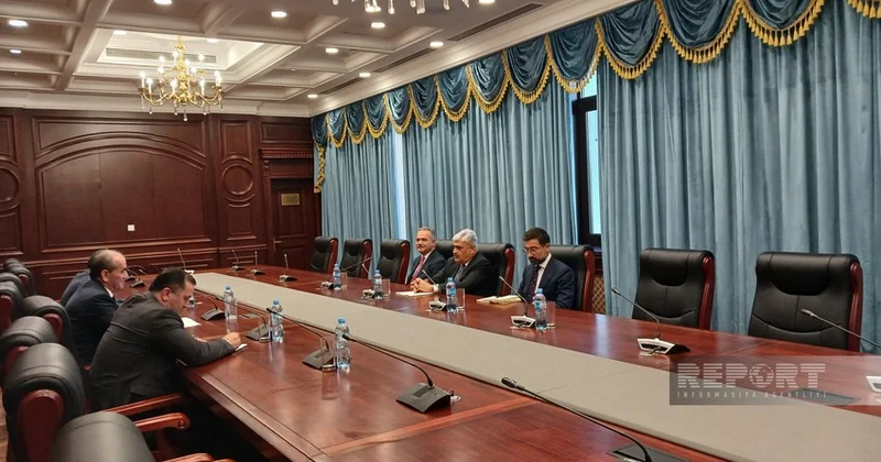 Samir Şərifov tacikistanlı həmkarı ilə görüşüb FOTOLAR