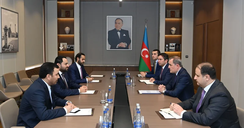 Ceyhun Bayramov Qətərin dövlət naziri ilə görüşüb