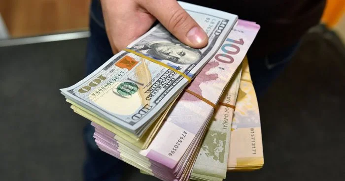 Biznesmeni intihara sövq edərək 646 minlik dələduzluq edən şəxslə bağlı QƏRAR