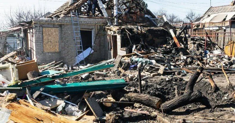 Россия ударила авиабомбами по Украине: есть погибший