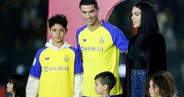 “Əl Nəsr” bu tarixdə Ronaldonun gedişini açıqlayacaq