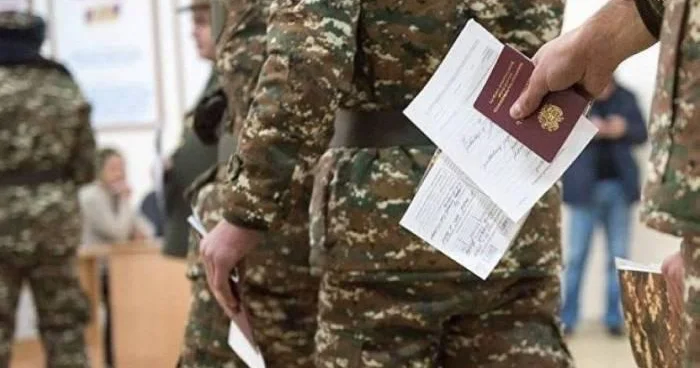 62 min dollara 1 aylıq hərbi xidmət Ermənistanda yeni qanun müzakirə olunur
