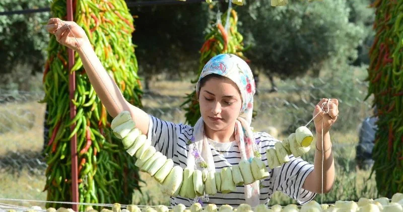 70 il əvvəl başladı Bu gün bütün məhəlləni işlə təmin edir FOTO