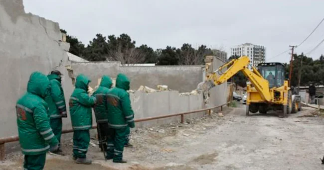Vyetnamda Trampa məxsus şirkətin layihəsi üçün qəbiristanlıq ləğv edilir