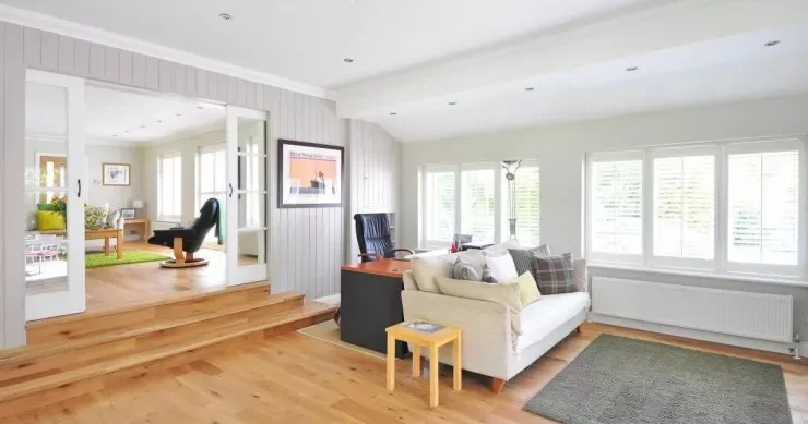 Parket və laminat keçmişdə qalır: döşəmə üçün indi nə seçirlər?