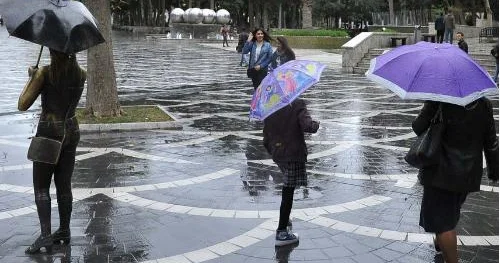 Yağıntılı hava nə vaxta kimi davam edəcək? Xəbərdarlıq