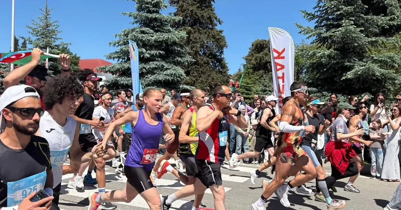 Qusarda “Zirvəyə doğru qaçış”da 800 dən çox atlet yarışdı FOTO