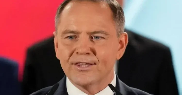 Polşa Prezidenti naziri səfehlikdə ittiham ETDİ