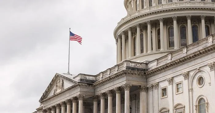 Сенат США одобрил законопроект Трампа о налогах