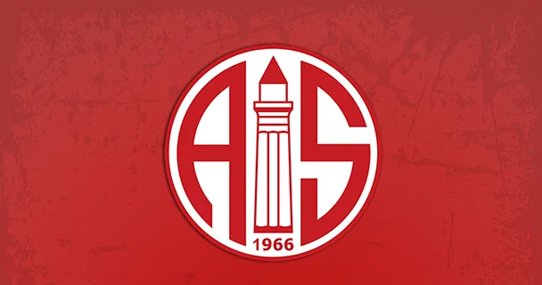 Transfer cəzası qüvvədə olan Antalyaspor rusiyalı futbolçu aldı